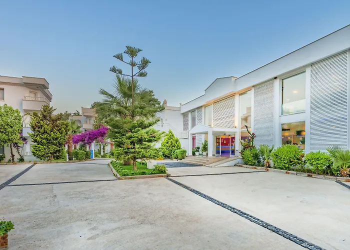 4 star hotel: Bendis Beach Hotel