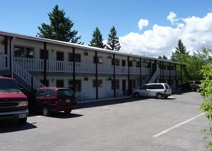 Pet Friendly hotel: Mountain Springs Motel