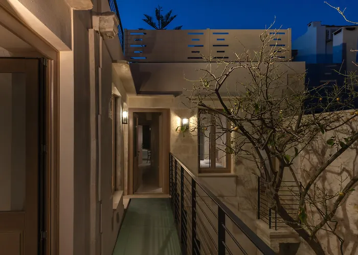 Sutor Chic Manor Hotel