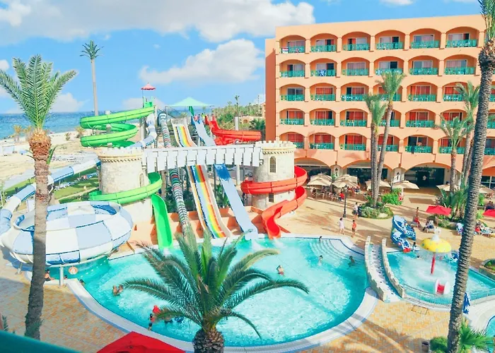 Marabout - Families And Couples Only