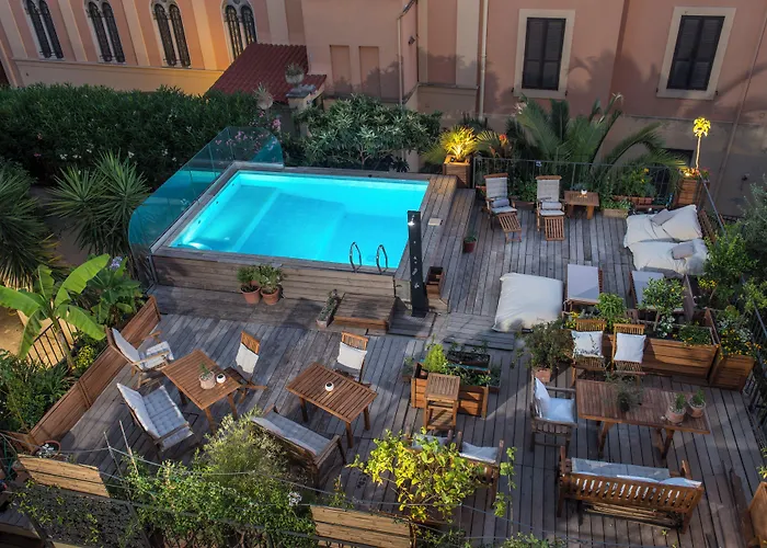 Hôtel Jacuzzi: Palm Gallery Hotel