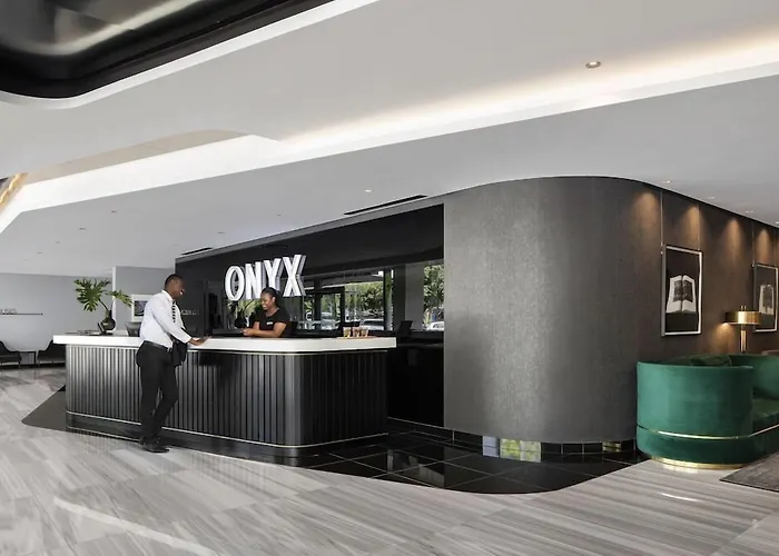 Hotel: The Onyx Apartment Hotel By Newmark