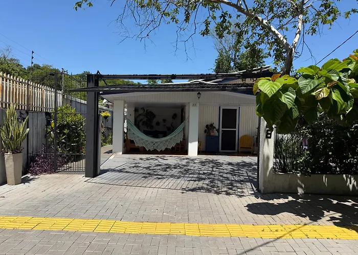 Casa de hóspedes: Pequeno Paraíso