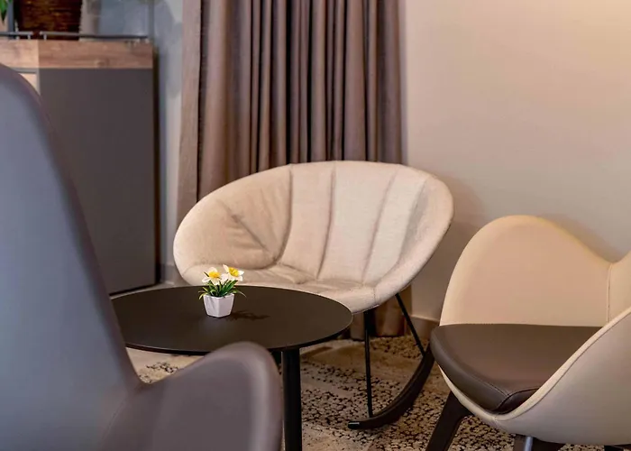 Hotel con piscina: ibis München City Nord