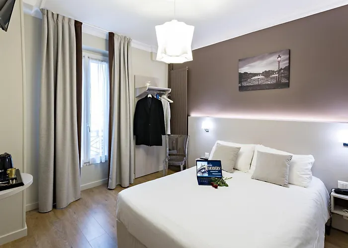 Strandhotel: Modern Hotel