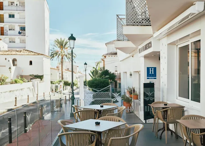 Beneste Villa Flamenca Hotel