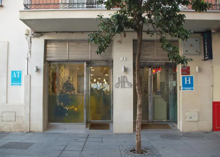 Central hotel: H-A Hotel Trebol