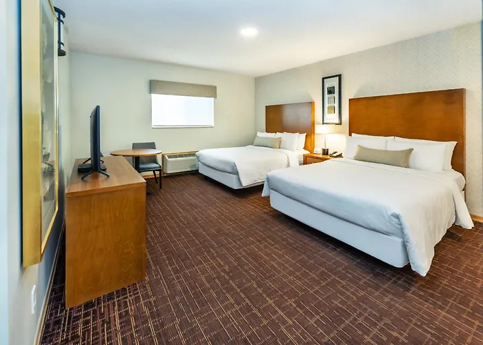 Central hotel: Banff Inn