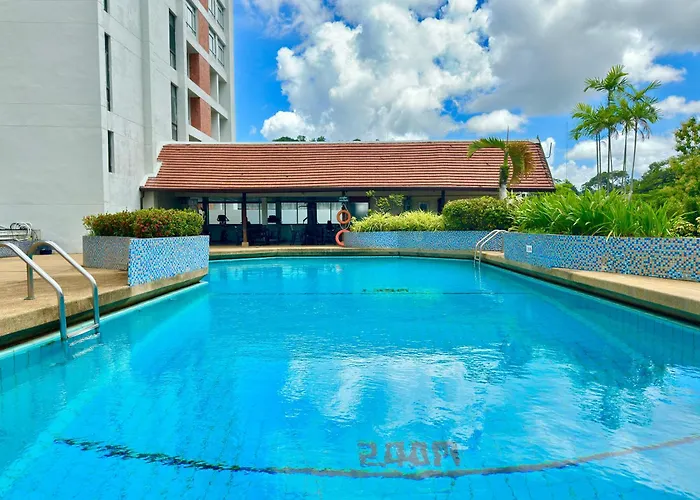 Luxury hotel only: Phuket Merlin Hotel
