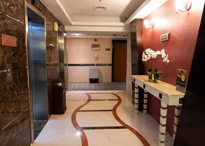 Lodge: Grand Central Hotel