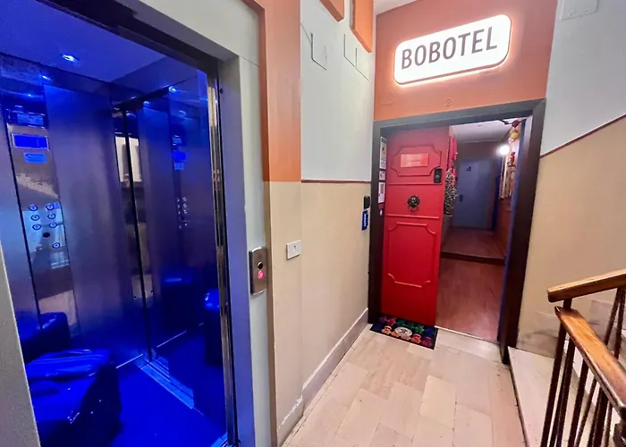 Bobotel Rooms In City Center