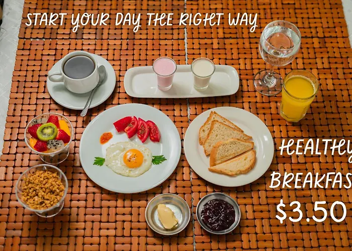 Hotel with view: Colonial House Inn