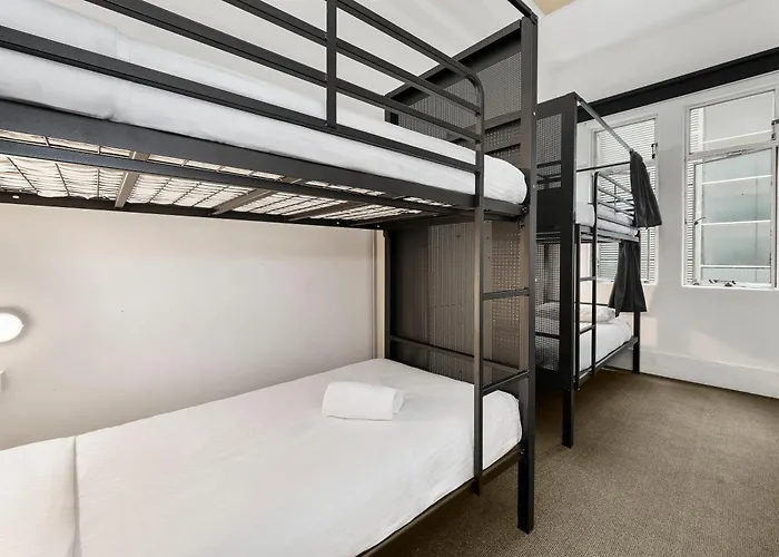Yha Melbourne Central