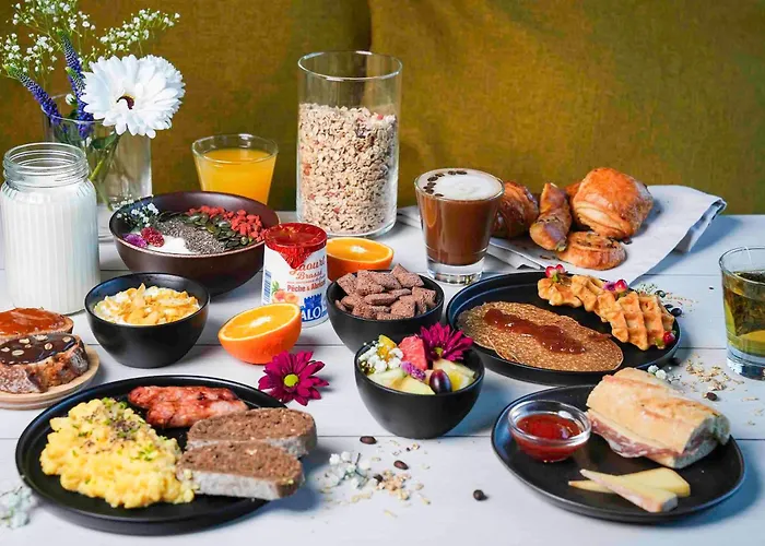 Hotel with view: B&B Hotel Reims Centre Erlon