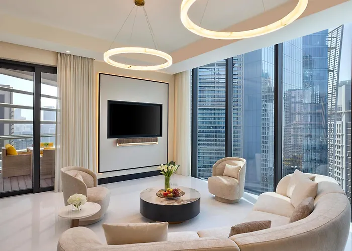 Beach hotel: Anantara Downtown Dubai