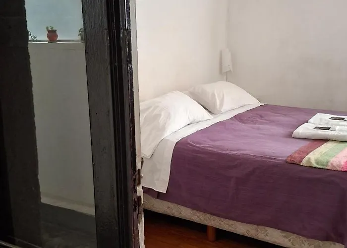  06 Soho Suites