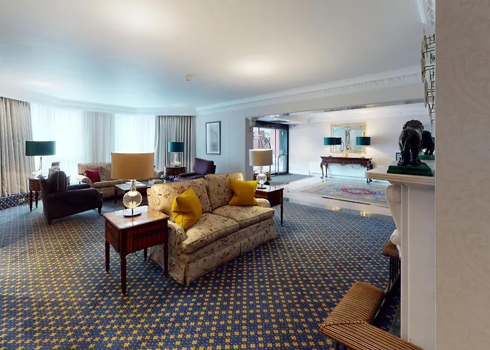 5 star hotel: Cheval Thorney Court At Hyde Park