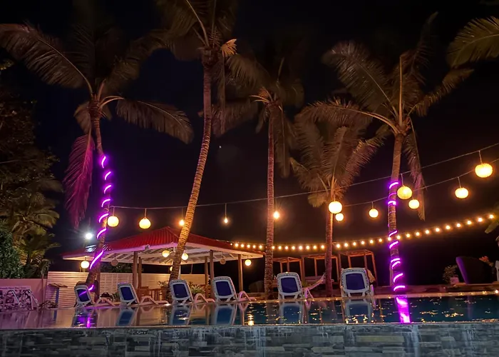 Nico Beach Hotel