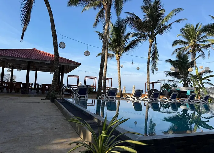 Nico Beach Hotel