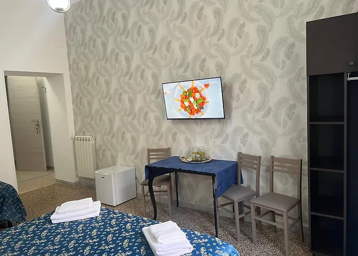 Ines Downtown B&B
