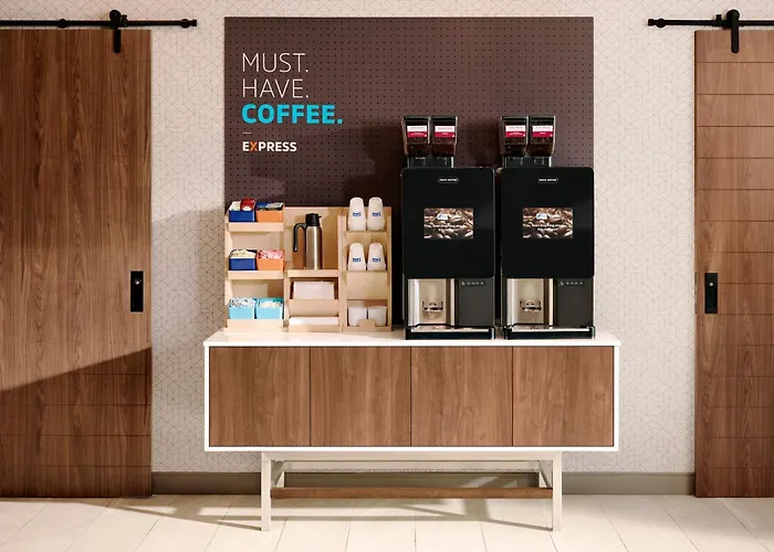 Holiday Inn Express & Suites - Portland Airport - Cascade Stn By Ihg