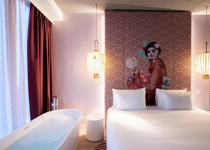 Pet Friendly hotel: Nhow Amsterdam Rai