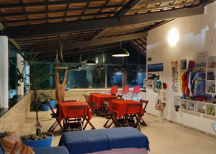 Casa de hóspedes: FAROL BEACH Suítes