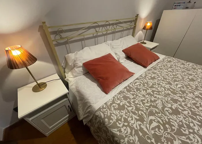 Paradise Suites - Brignole Station - Best Price Rooms - Always Open