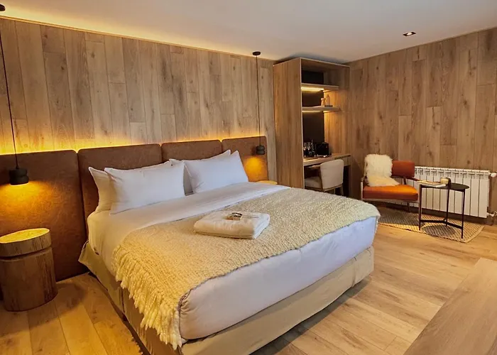 Montano Boutique Suites