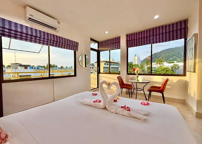 Hôtel 3 étoiles: Happy Holidays - 2 Minutes To Patong Beach
