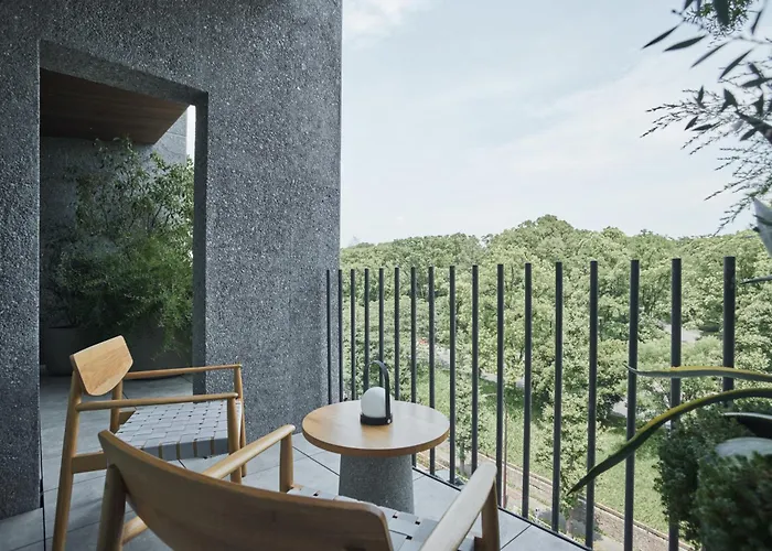 5 star hotel: Trunk Yoyogi Park