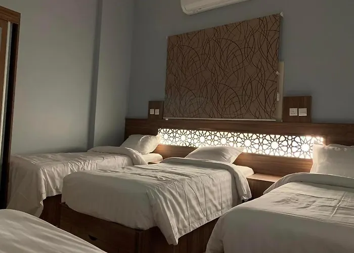 Auberge: Aya Hostel