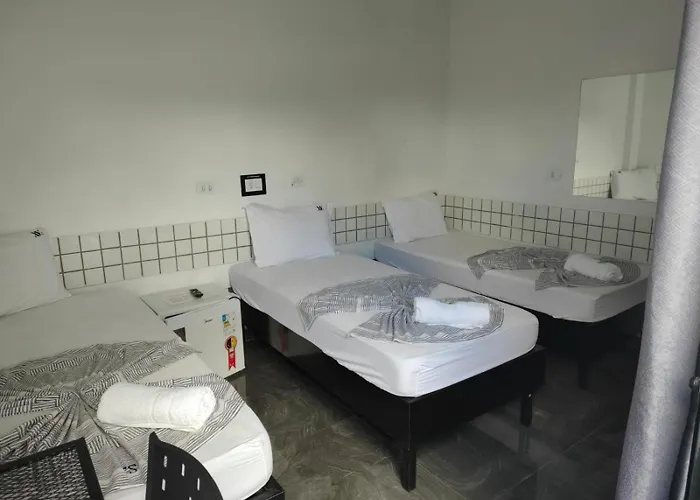 Hotel XV