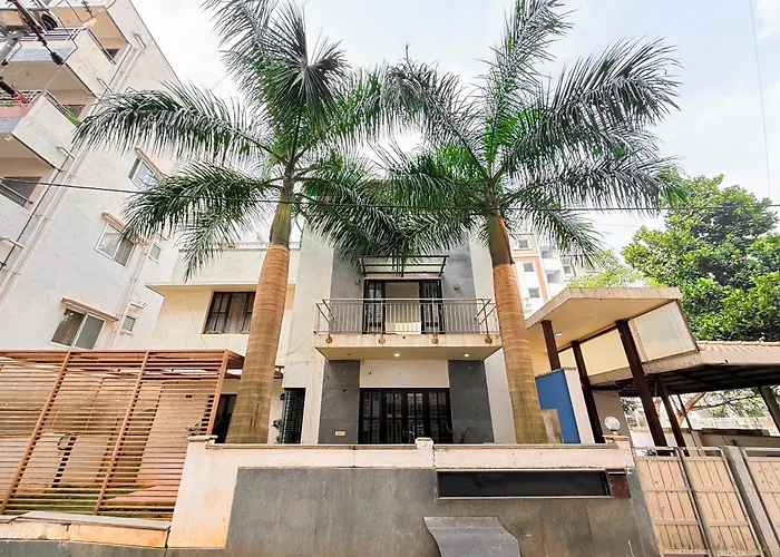 Lagoon Luxe 4Bhk Luxury Terrace Pool With Private Theatre & Pool Table By Spacez