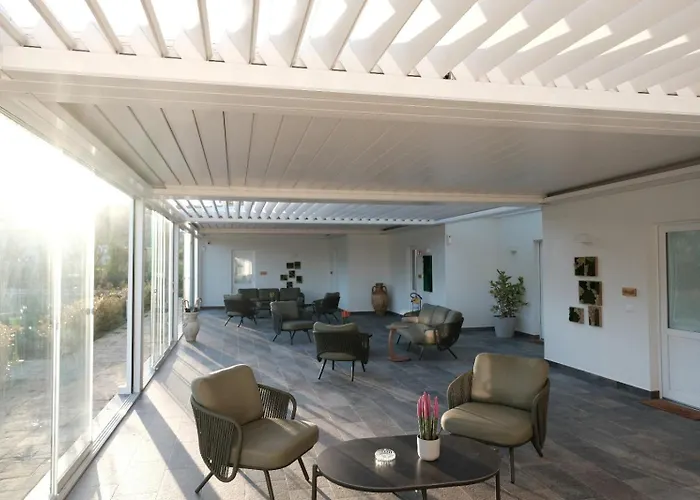 L'Amarena Garden House