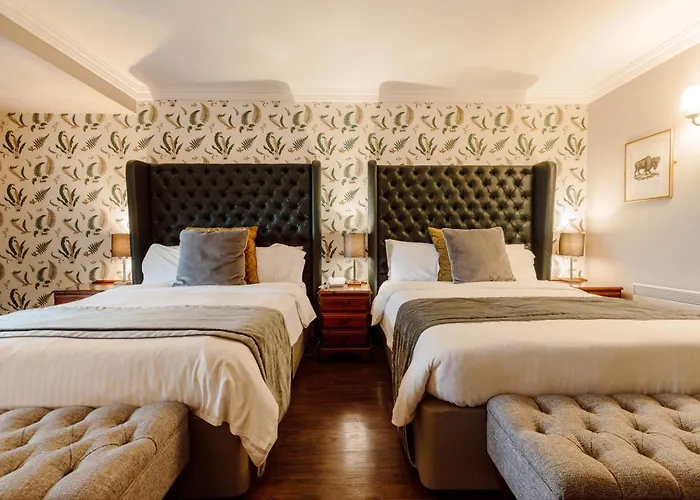 New House Country Hotel