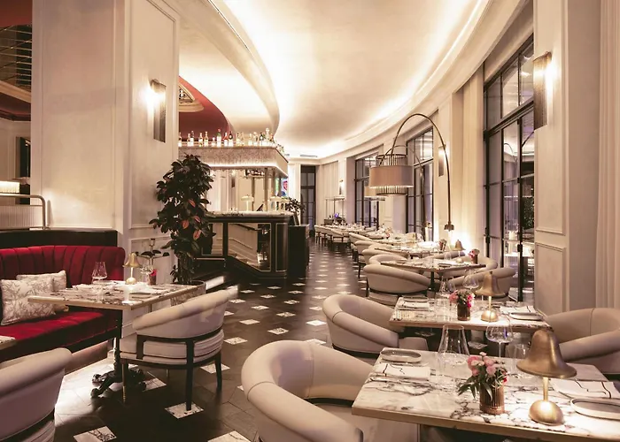 Hotel mit Aussicht: Conrad Istanbul Bosphorus