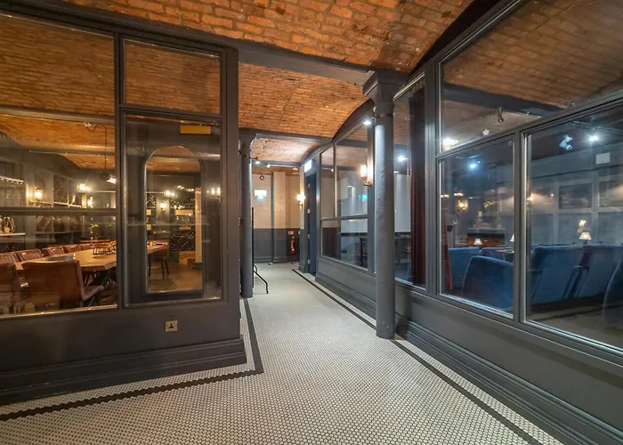  King Street Townhouse & Spa