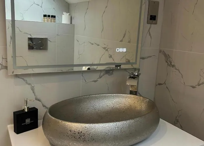 Boutique hotel only: Philharmonic Hotel