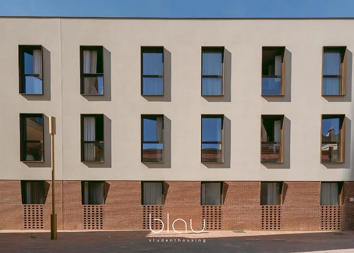  Blau Student Housing - Students Only