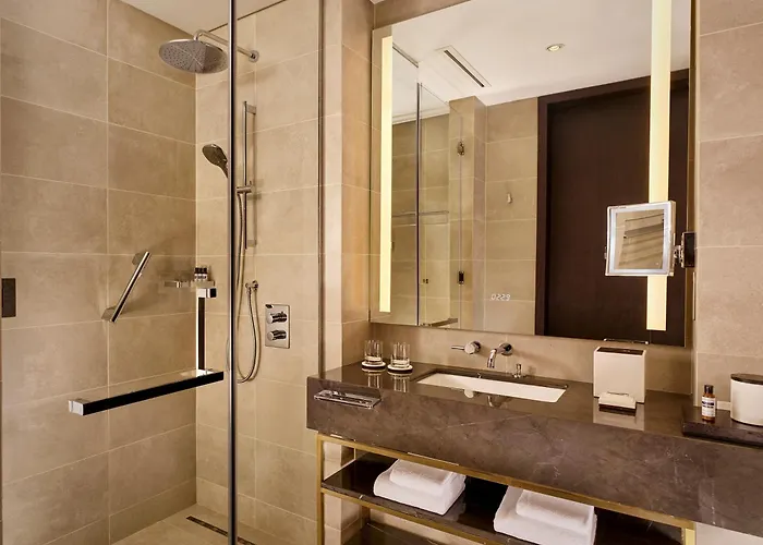 Hyatt Regency Al Kout Mall