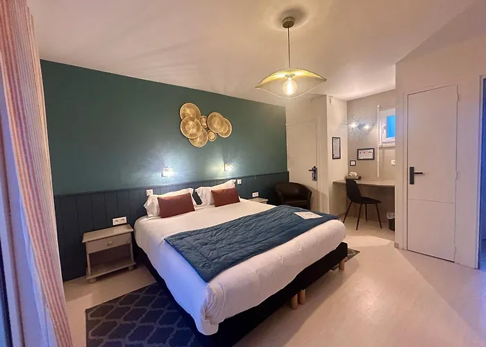 BRIT HOTEL Confort Lannion Perros-Guirec