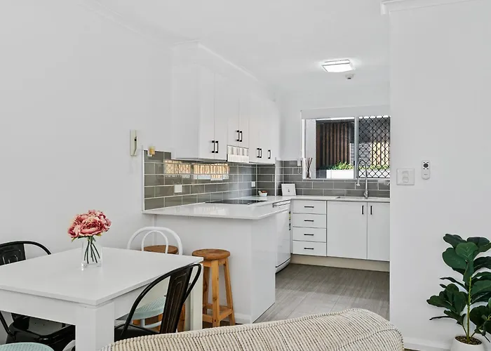 Cheap hotel: Markham Court