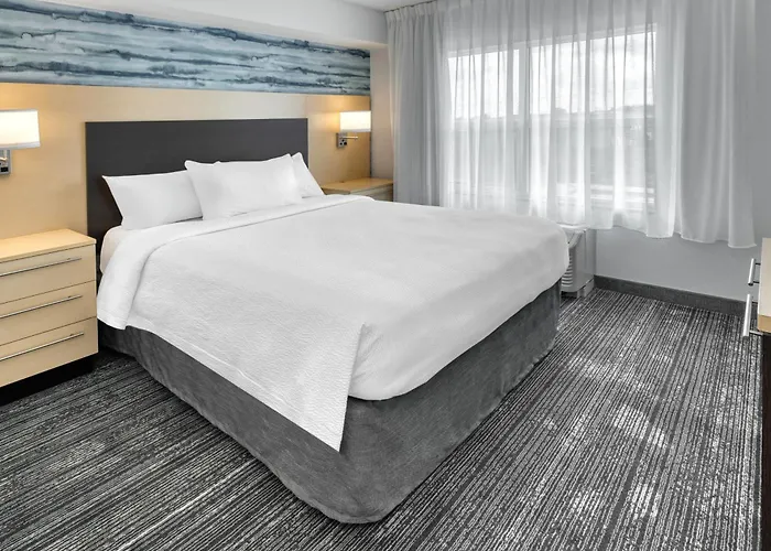 3 star hotel: Towneplace Suites By Marriott Sudbury