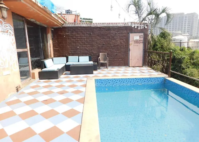 Cabin: Shah Social Party Villa In Royal Palms Mumbai