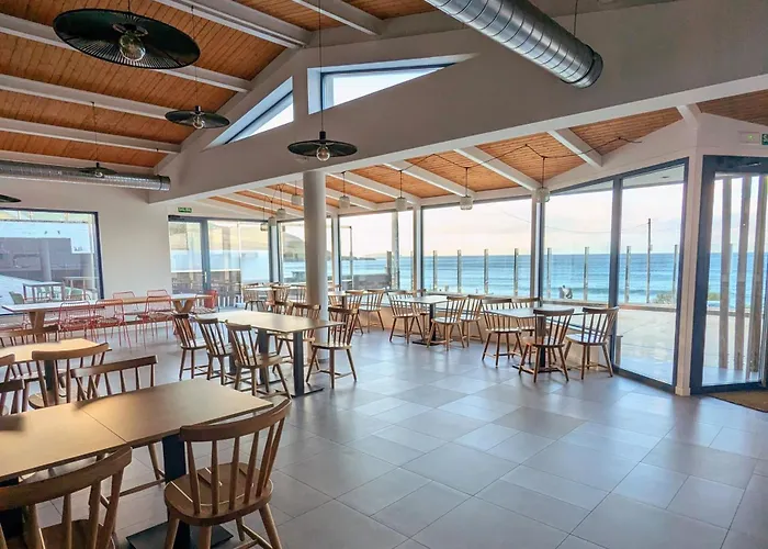Hotel cerca del colegio: Restaurante Hostal Náutico de Razo