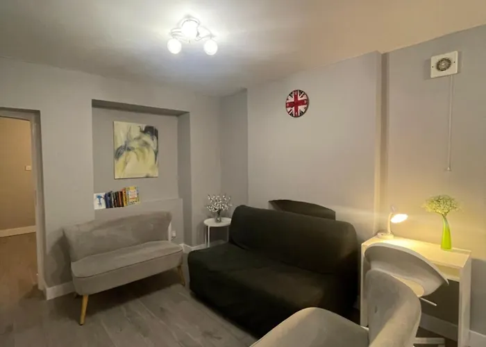 5 star hotels Chamberlayne Inn