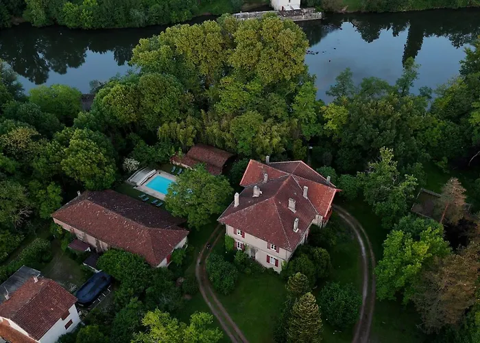 Le Manoir Du Moulin De Madame