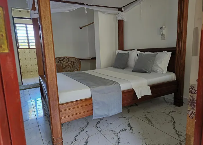 Manyatta Azure Boutique
