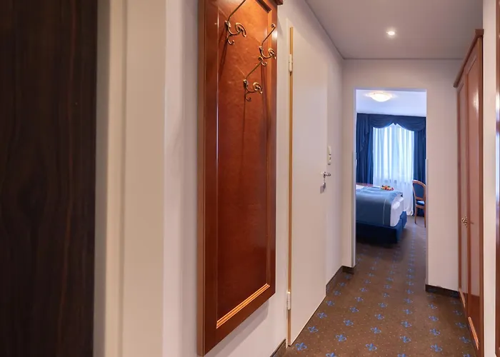 Zentrales Hotel: Select Hotel Prinz Eugen